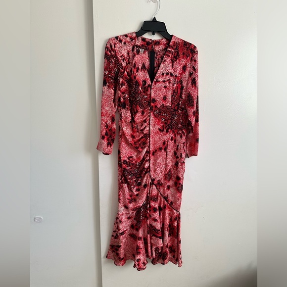 momo of California Dresses & Skirts - Elegant Asymmetrical Red and Black Dress